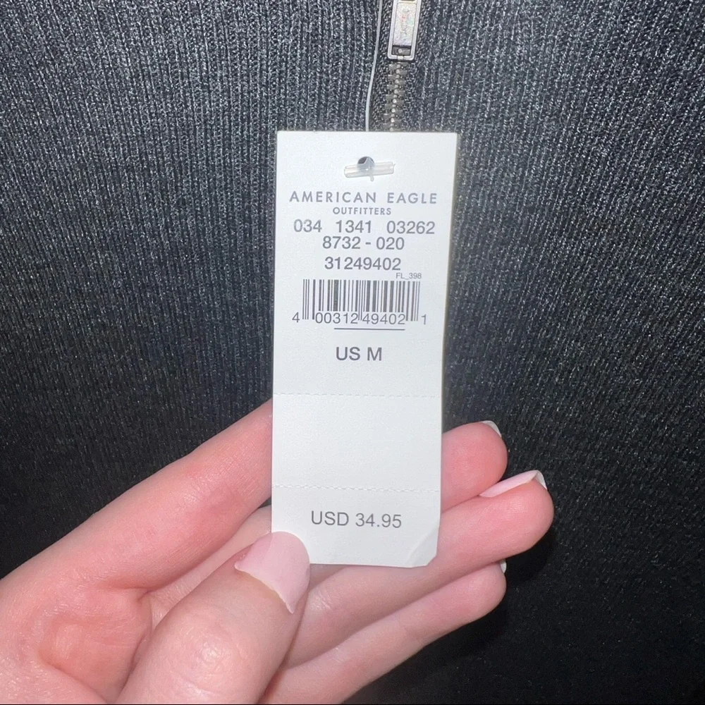 SOLD | NWT! American Eagle - Dark Gray Zip-up Sweater - M - Picture 3 of 3